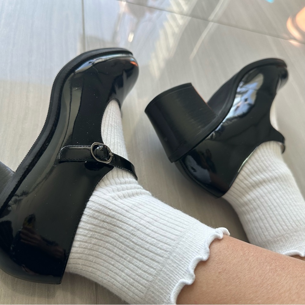 Nine West • Mary Janes - Picture 4 of 15